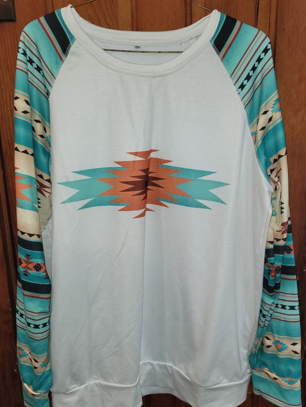 Women’s White Top with Turquoise Aztec Print Size 3X